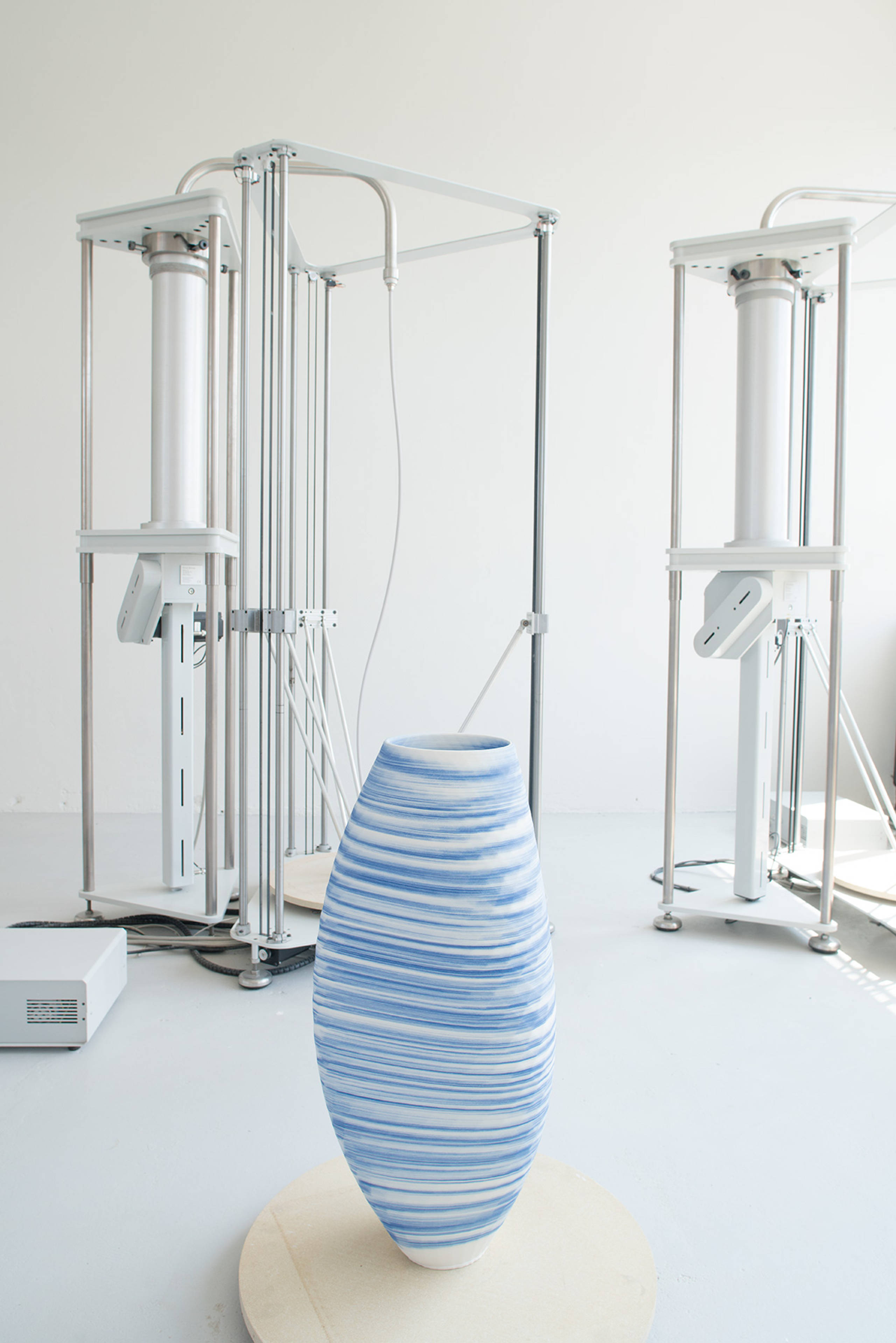 Blue and White Porcelain - Olivier van Herpt
