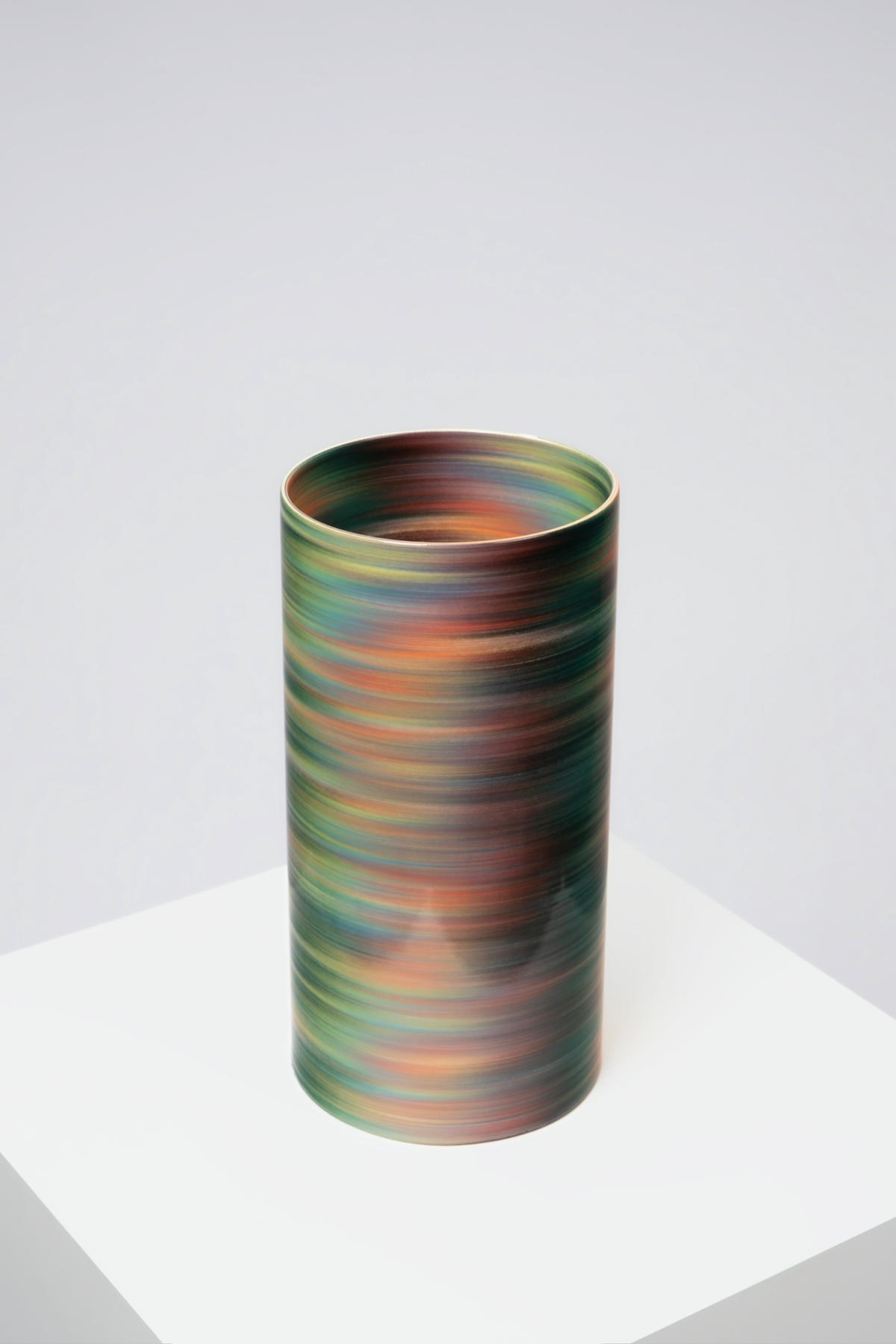 Porcelain vessel from the Reaction Vessels series